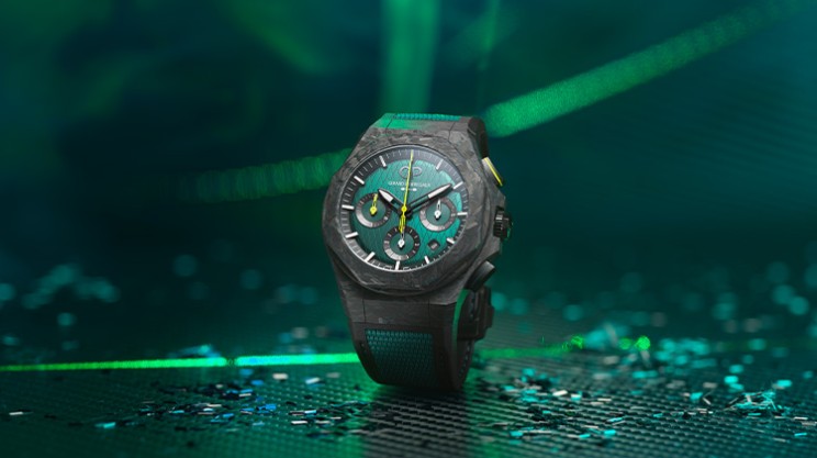 Laureato Absolute Chronograph Aston Martin F1 Edition © Girard-Perregaux
