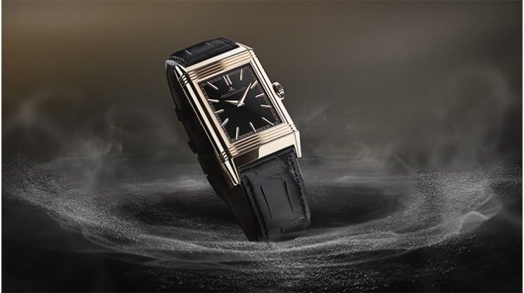 Reverso Tribute Enamel "Dragon" © Jaeger-LeCoultre