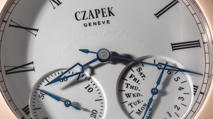 Quai des Bergues No. 33ter in rose gold, 42.5mm diameter, manual-winding movement, small seconds, power-reserve indicator, leather strap. CHF 36,600, © Czapek