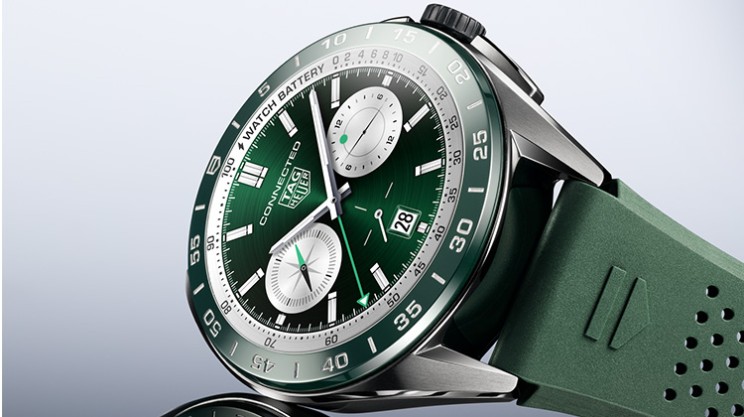 Connected Calibre E4 – 45mm © TAG Heuer