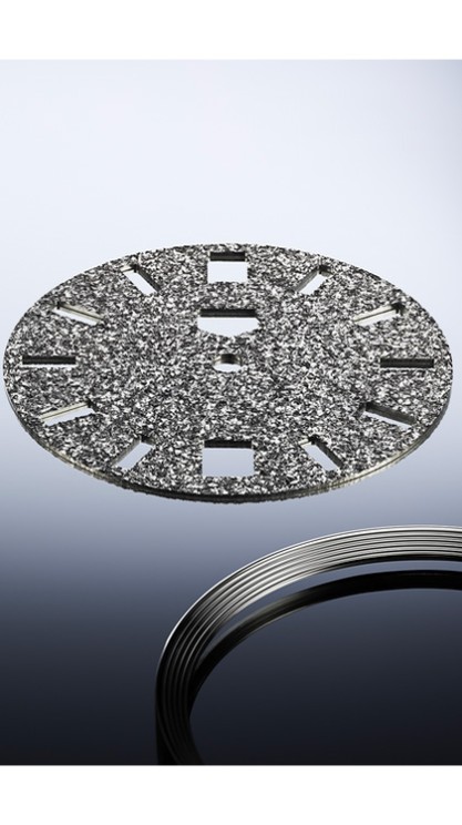 Carrera Date Plasma Diamant d’Avant-Garde © TAG Heuer