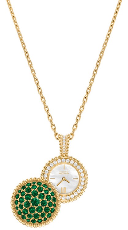 Crafted in yellow gold with diamonds and emeralds, this timekeeper measures 25mm in diameter and is powered by a quartz movement © Van Cleed & Arpels
