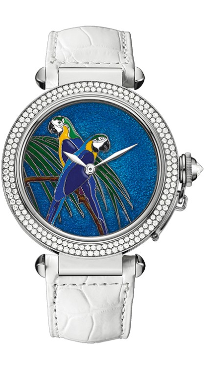 Pasha in white gold, diamond-set bezel, 42 mm diameter, automatic movement, leather strap ©&nbsp;Cartier
