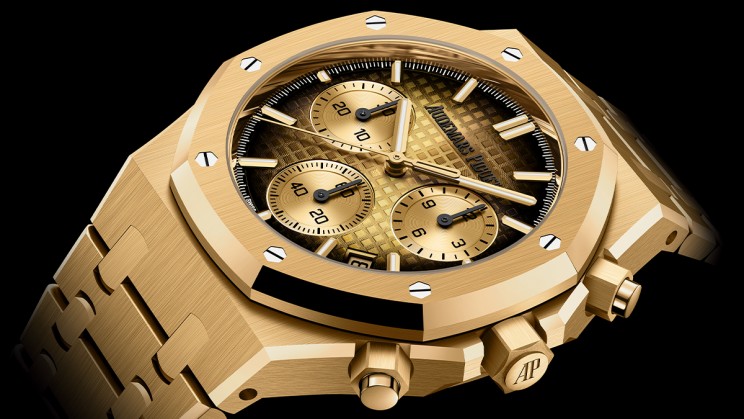 Royal Oak Selfwinding Chronograph In Yellow Gold Hues © Audemars Piguet