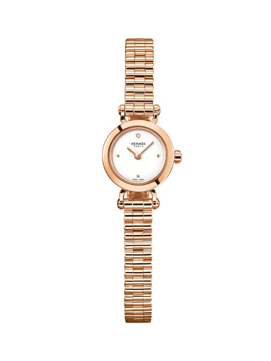 Faubourg en or rose, 15, 5 mm de diamètre, mouvement à quartz, bracelet en or rose © Hermès