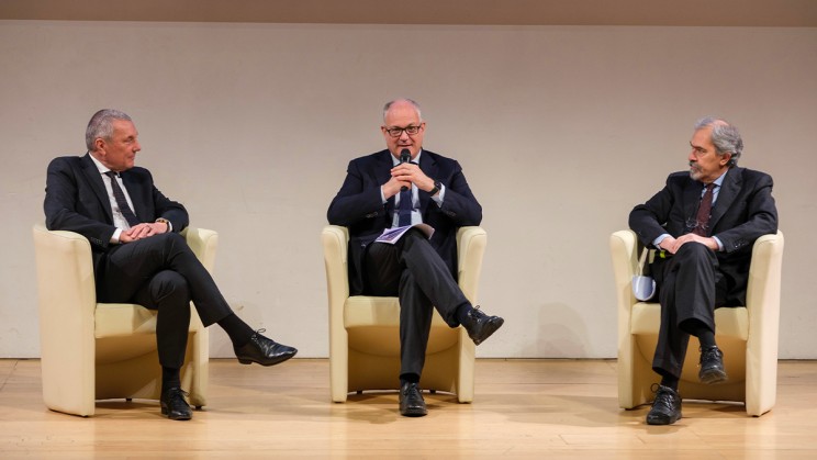 Jean Christophe Babin, Bvlgari CEO, and Roberto Gualtieri Mayor of Rome and Claudio Parisi Presicce Director of the Capitoline Superintendence © Bvlgari