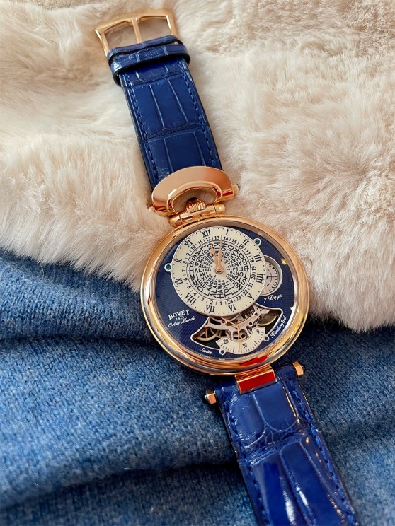 Orbis Mundi Blue Guilloché © Suzanne Wong / WorldTempus