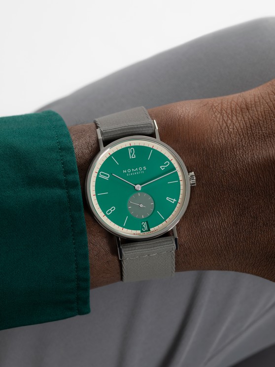 Tangente 38 Datum Schlossgruen © NOMOSGlashuette
