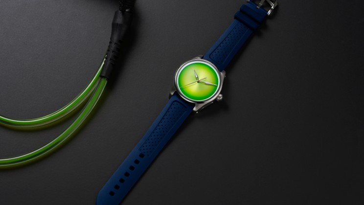 Pioneer Centre Seconds Concept Citrus Green © H. Moser & Cie