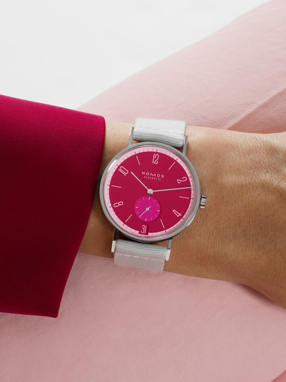 Tangente 38 Datum Chili © NOMOSGlashuette