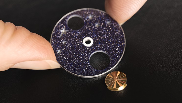 watch dial © Van Cleef & Arpels