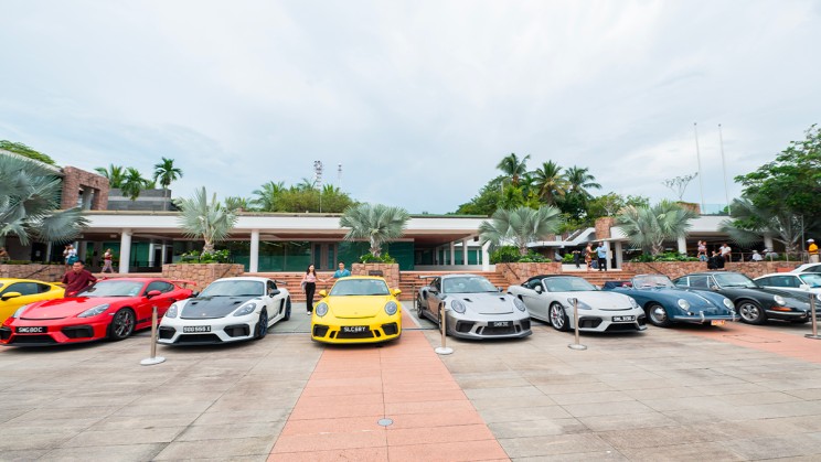 Porsche Car parade © SYF