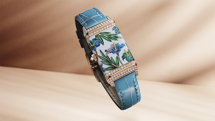 Reverso One ‘Precious Flowers’ Hibiscus Enamel © Jaeger LeCoultre