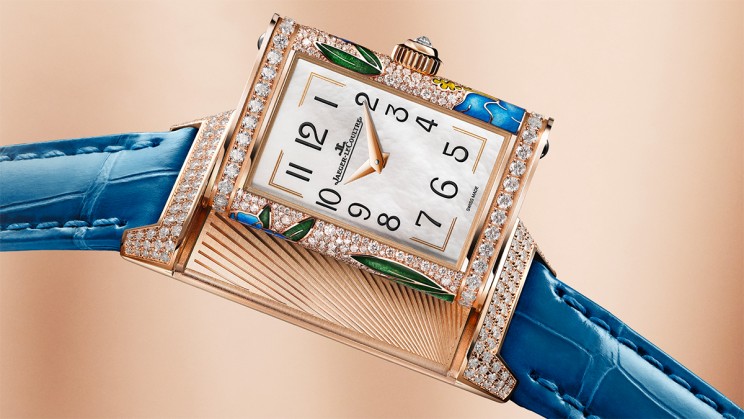 Reverso One ‘Precious Flowers’ Hibiscus Diamonds © Jaeger LeCoultre