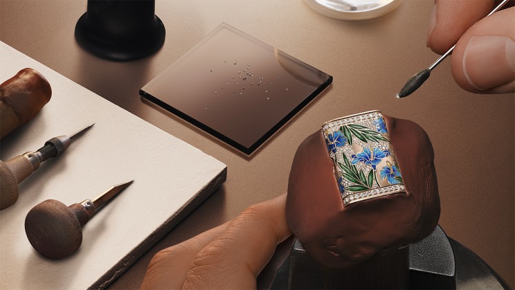 Reverso One ‘Precious Flowers’ © Jaeger LeCoultre