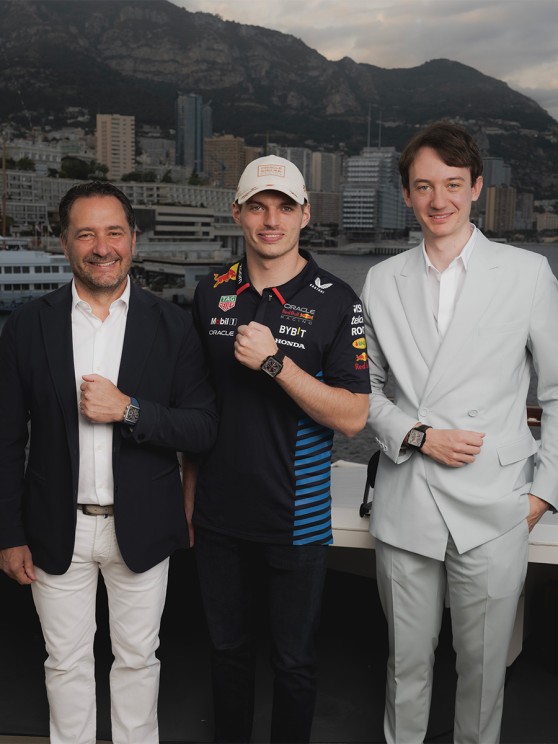 Julien Tornare, Max Verstappen and Frédéric Arnault © TAG Heuer