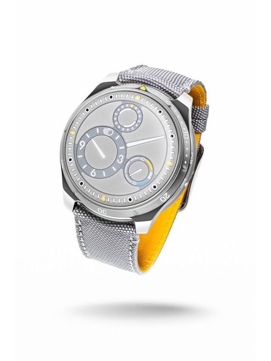 TYPE 5 L © Ressence
