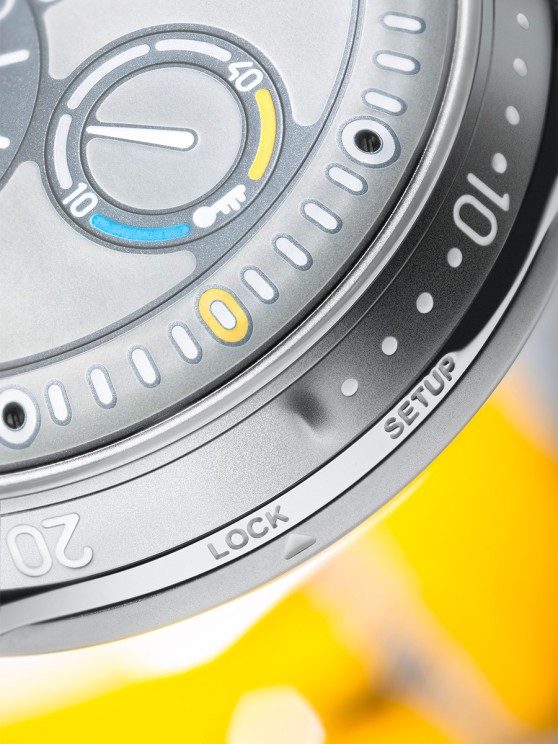 TYPE 5 L © Ressence