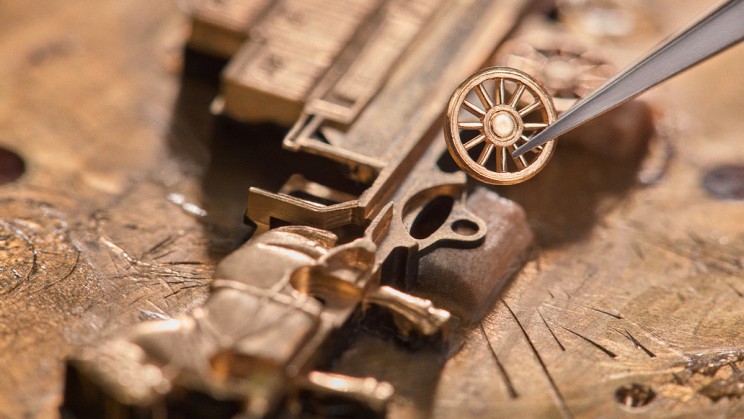 ‘Escale à Asnières’ Pocket Watch © Louis Vuitton