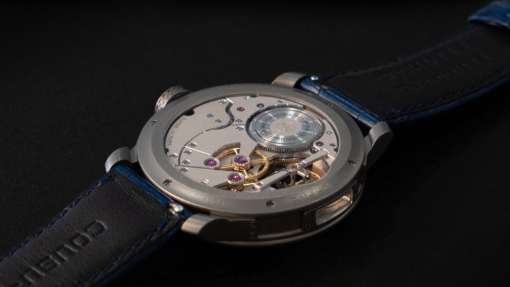 Back of the Chronomètre FB 3SPC Limited Edition for Art in Time © Amaury Thomas/WorldTempus
