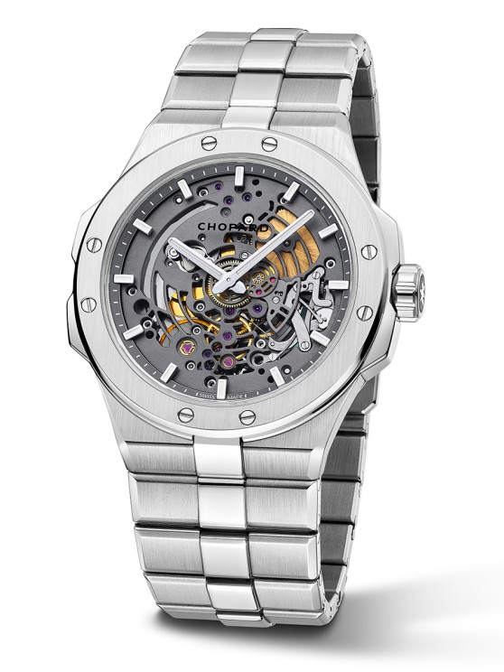 Alpine Eagle 41 XP TT in titanium, 41mm diameter, automatic movement, titanium bracelet © Chopard