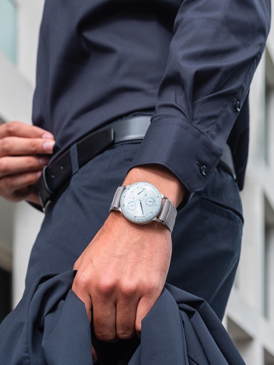 TYPE 3 W (White) © Ressence