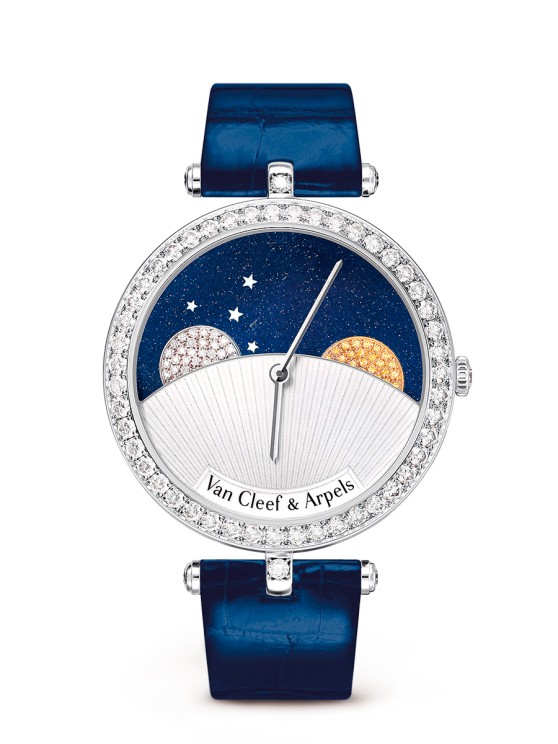 Lady Arpels Jour Nuit en or blanc et diamants, 38 mm de diamètre, mouvement automatique avec affichage des phases de la lune et du soleil, bracelet interchangeable en cuir ©&nbsp;Van Cleef & Arpels