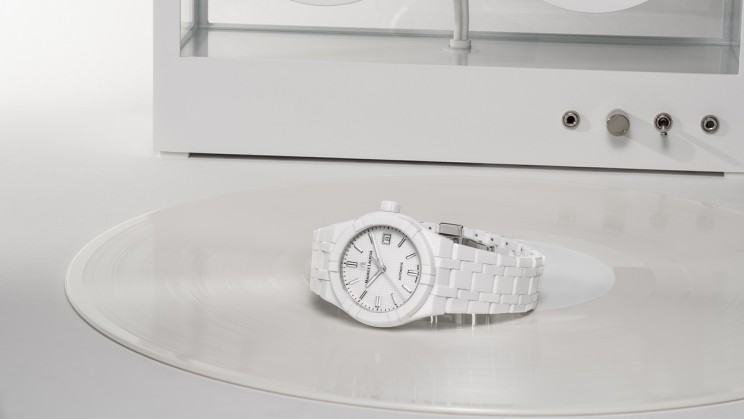 AIKON Automatic Ceramic © Maurice Lacroix