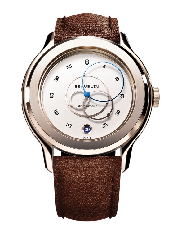 CCE Lys en acier PVD or rose, 39 mm de diamètre, mouvement automatique avec date par guichet, bracelet en cuir ©&nbsp;Beaubleu
