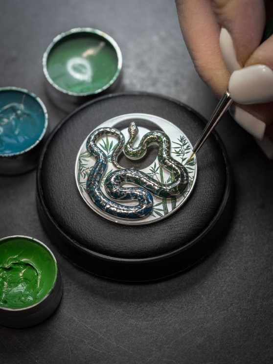 Ophidian Hour Snake © Jaquet Droz