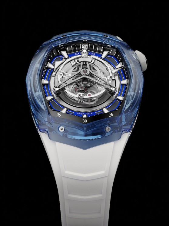 The Maximus GR8 with a blue saphire case © Kerbedanz