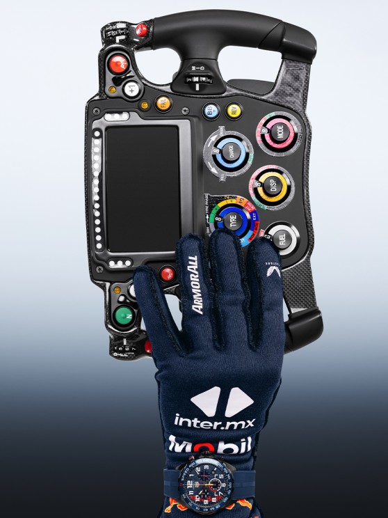 Formula 1 Chronograph x Oracle Red Bull Racing © TAG Heuer