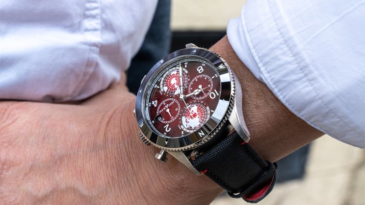 1858 Geosphere Chronograph 0 Oxygen Limited Edition © Montblanc