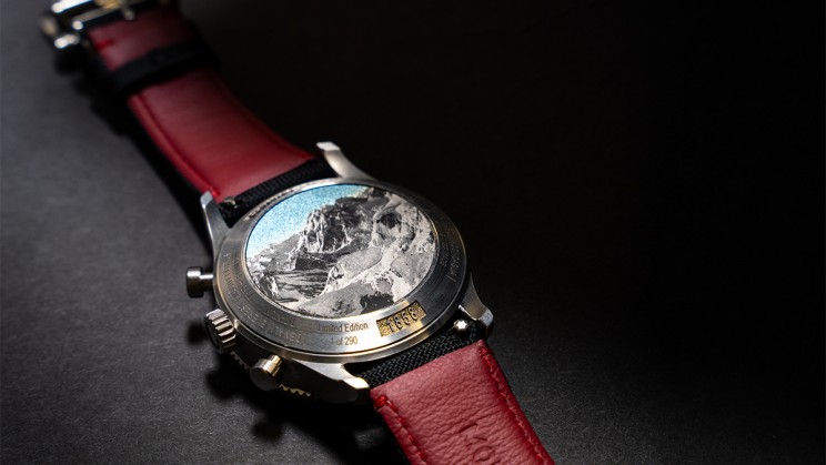 1858 Geosphere Chronograph 0 Oxygen Limited Edition © Montblanc