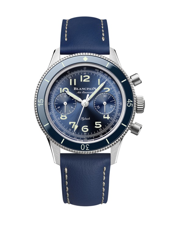 Air Command en titane, 36 mm de diamètre, mouvement chronographe automatique, bracelet en cuir © Blancpain