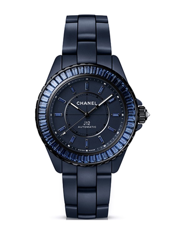 J12 Bleu 38 mm sapphires watch © Chanel