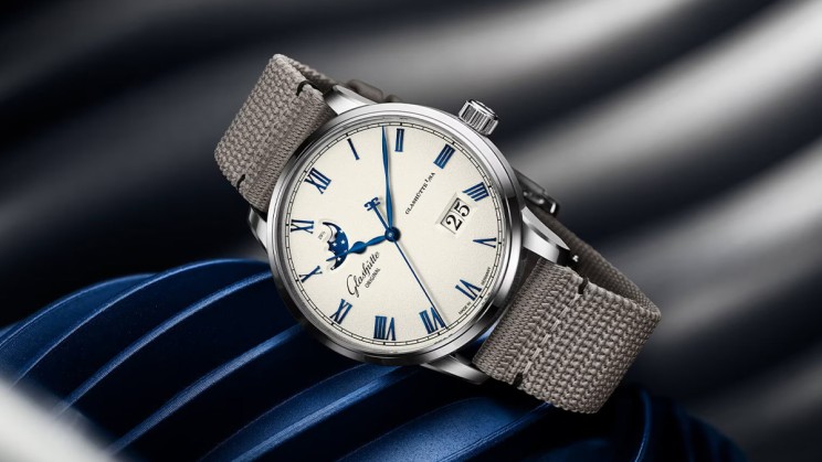 Senator Excellence Panorama Date Moon Phase © Glashütte Original