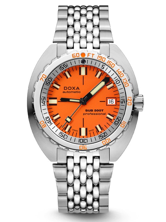 SUB 300T en acier, 42,5 mm de diamètre, mouvement automatique avec date par guichet, bracelet en acier. Doxa. CHF 1’890. © DOXA