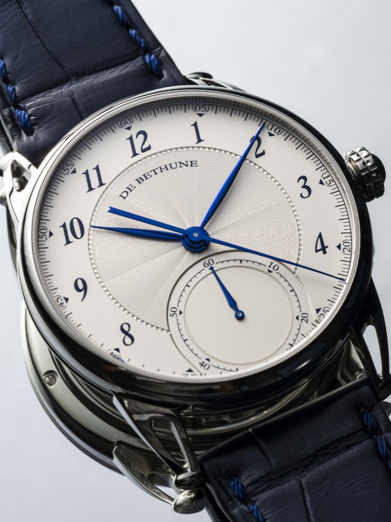 DB25 Monopusher Chronograph © De Bethune