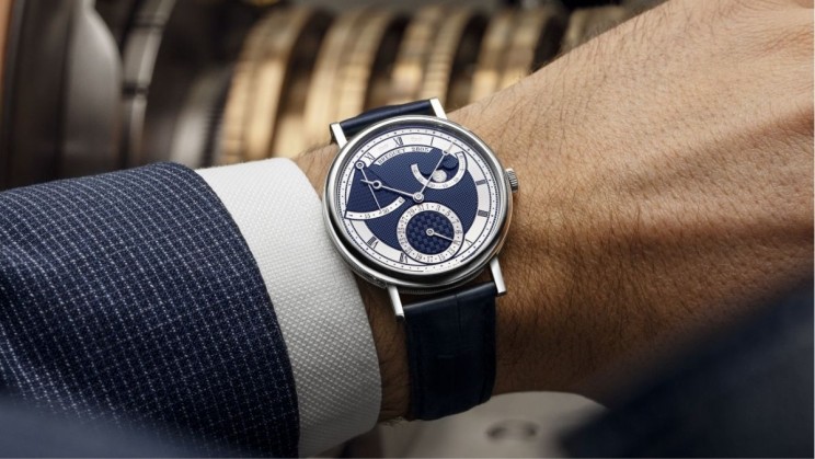 Référence 7137 contemporaine - © Breguet