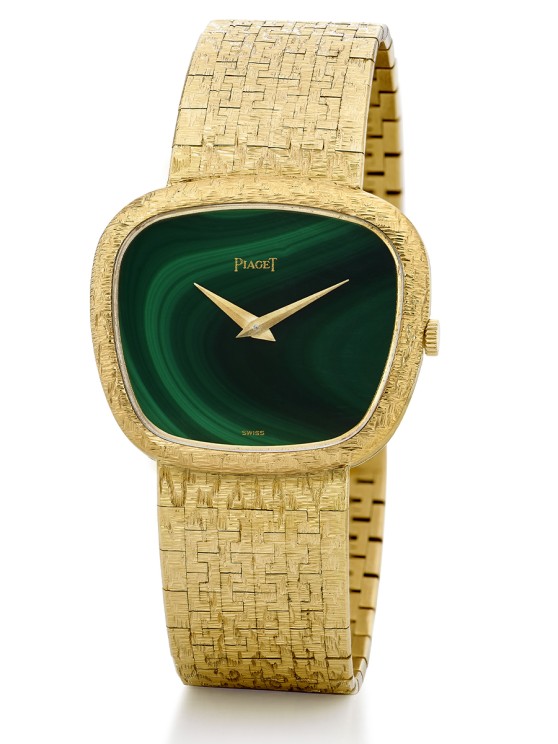 Montre en or jaune, cadran en malachite, mouvement à remontage manuel. Collection Privé Piaget, 1974 © Piaget