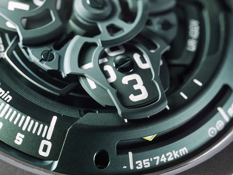 Zoom on the dial ©URWERK