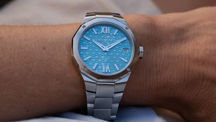 La Riviera en bleu © Baume et Mercier