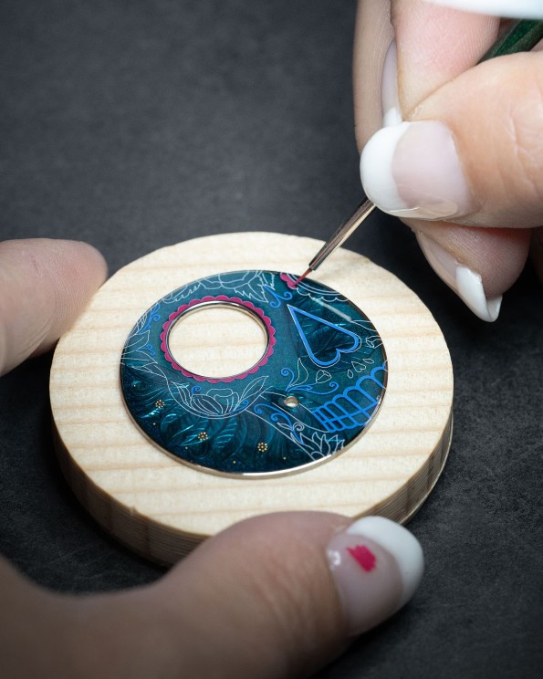 Painting of the dial for the Tourbillon Skelet Red Gold - Catrina Skull © Jaquet Droz 