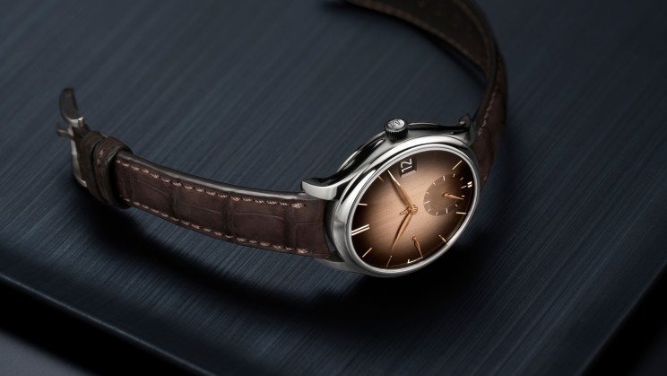 The Endeavour Perpetual Calendar Smoked Salmon © H. Moser & Cie.