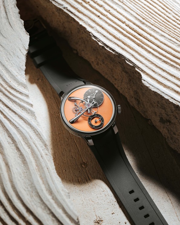 The LM101 EVO with it's salmon CVD dial plate © MB&F 