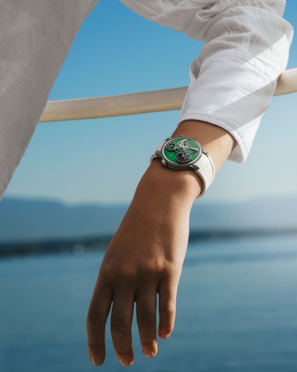 Lifestyle shoot of the LM101 EVO with it's green CVD dial plate © MB&F 