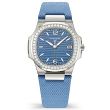 7010G Nautilus Date, Central Seconds © Patek Philippe