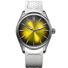 Pioneer Centre Seconds Sunny-Side Up © H. Moser & Cie.