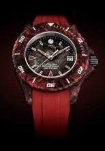 Diver Red Carbon
